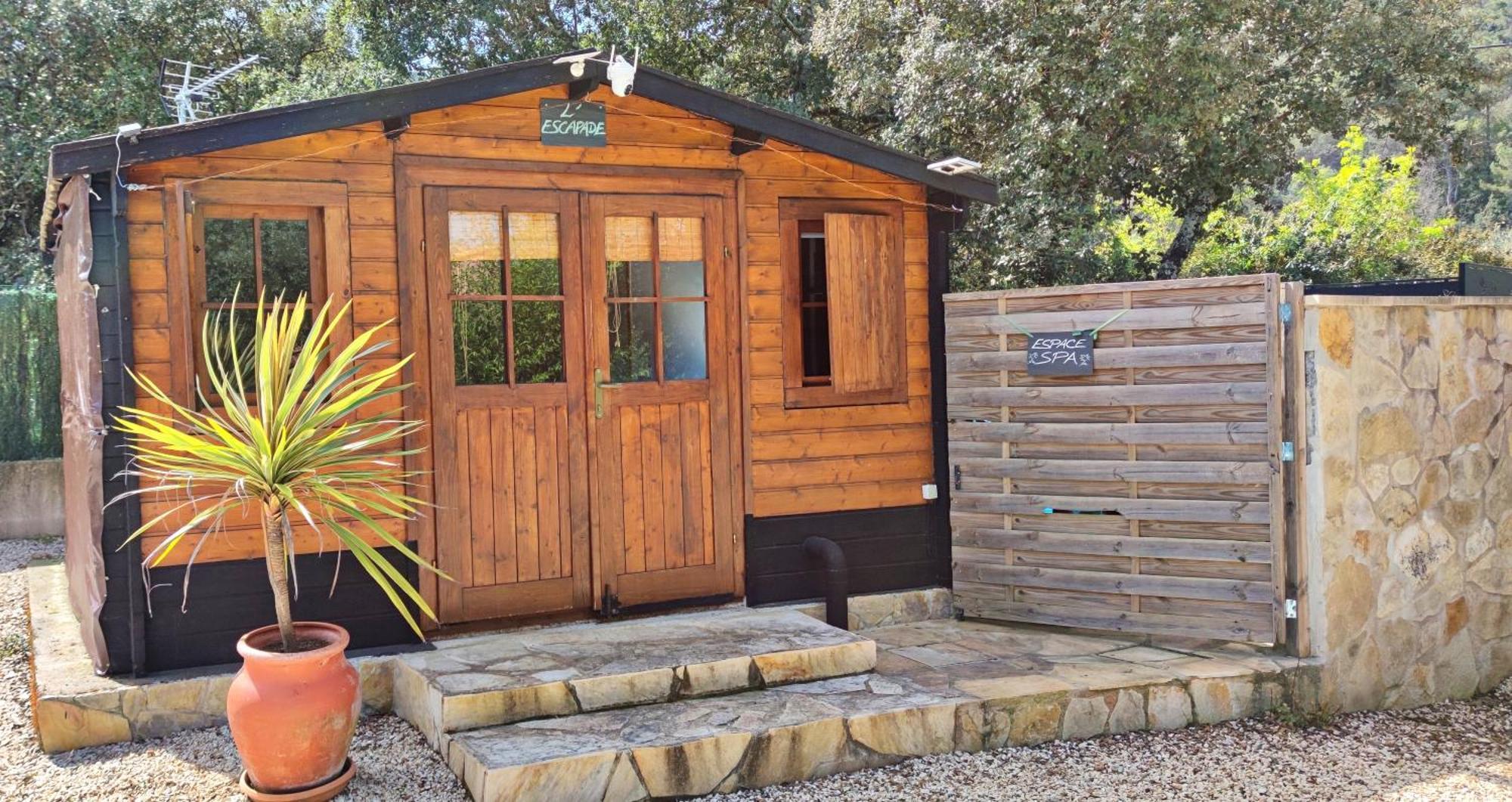 Néoules La Rose Des Vents Chambres D'Hotes & Spa מראה חיצוני תמונה